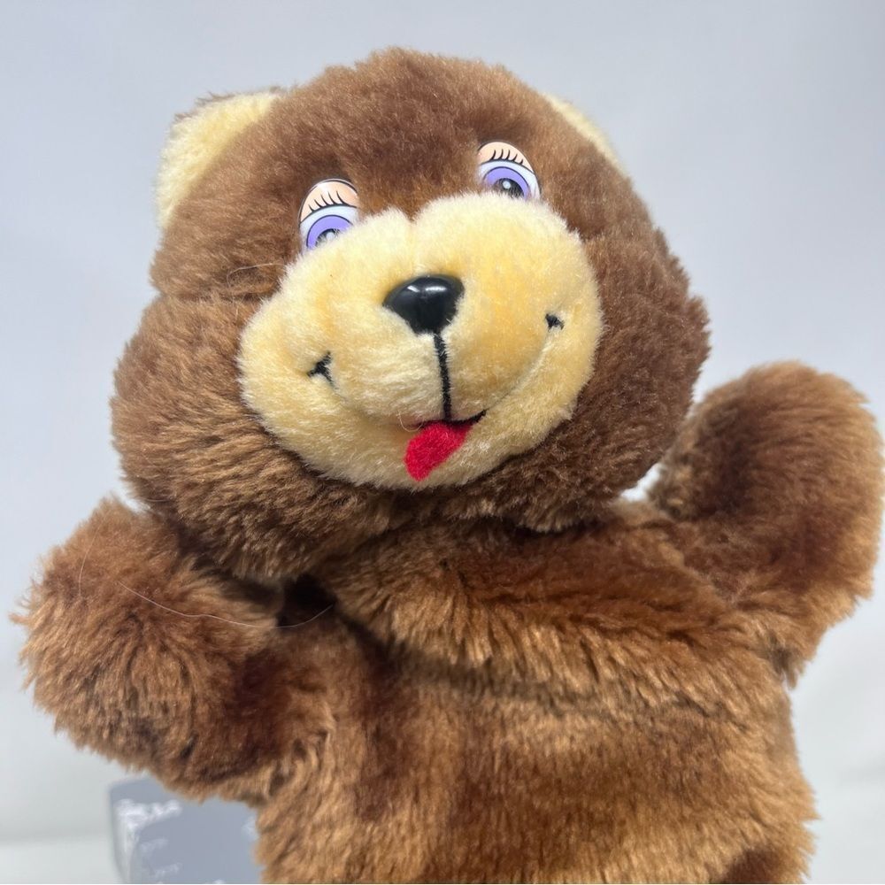 Silver Burnett & Ginn Brown Bear Hand Puppet
Vintage Tawaiin